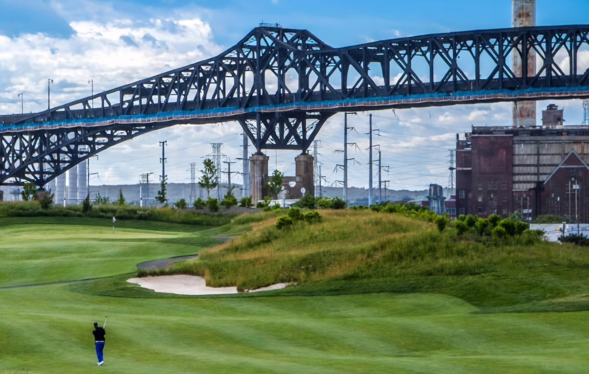 Skyway Golf Course in Jersey City, New Jersey - Municipal Course